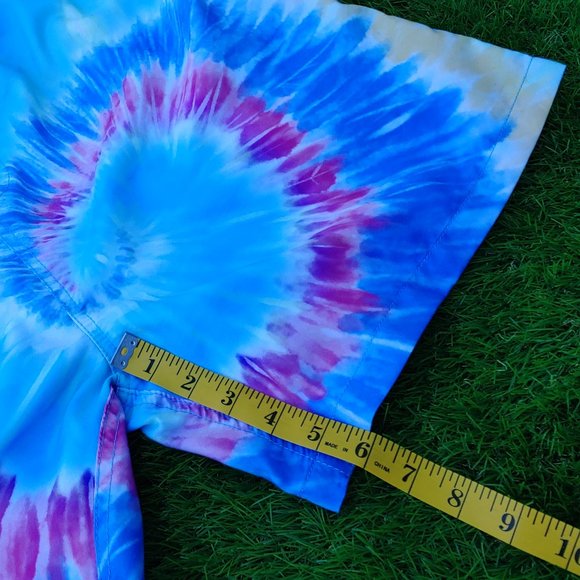 Excellent Used Condition Men's ENDLESS SUMMER Blue Tie Dye Board Shorts Size XL - Picture 8 of 12
